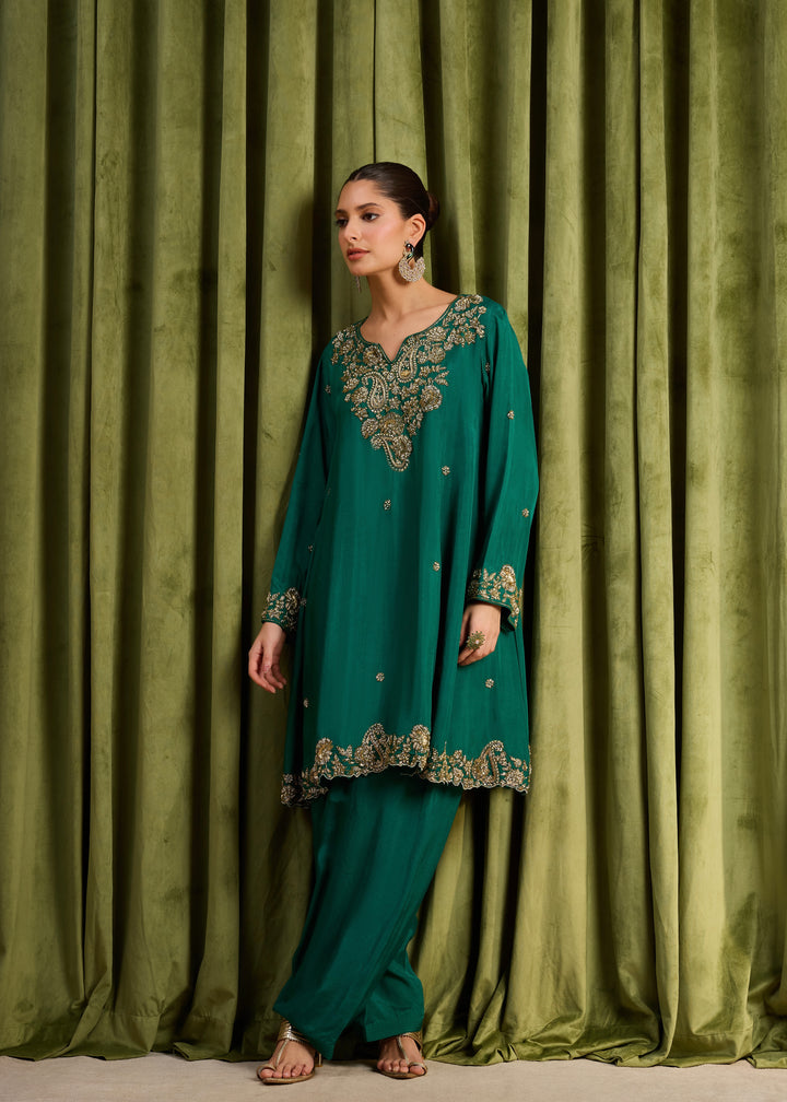 VRINDAVAN MM KURTA SET