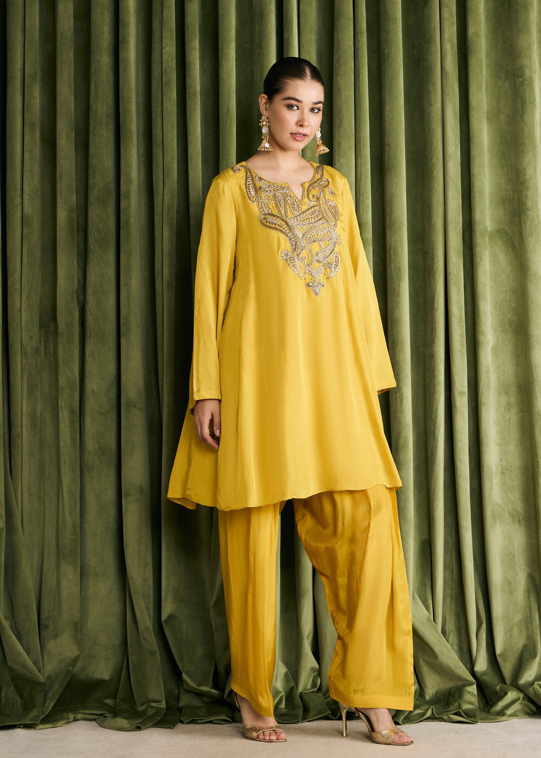 VRINDAVAN PC KURTA SET