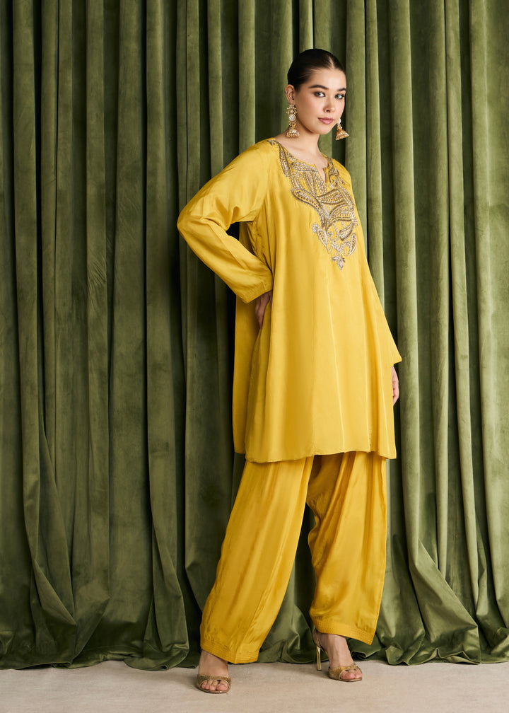 VRINDAVAN PC KURTA SET