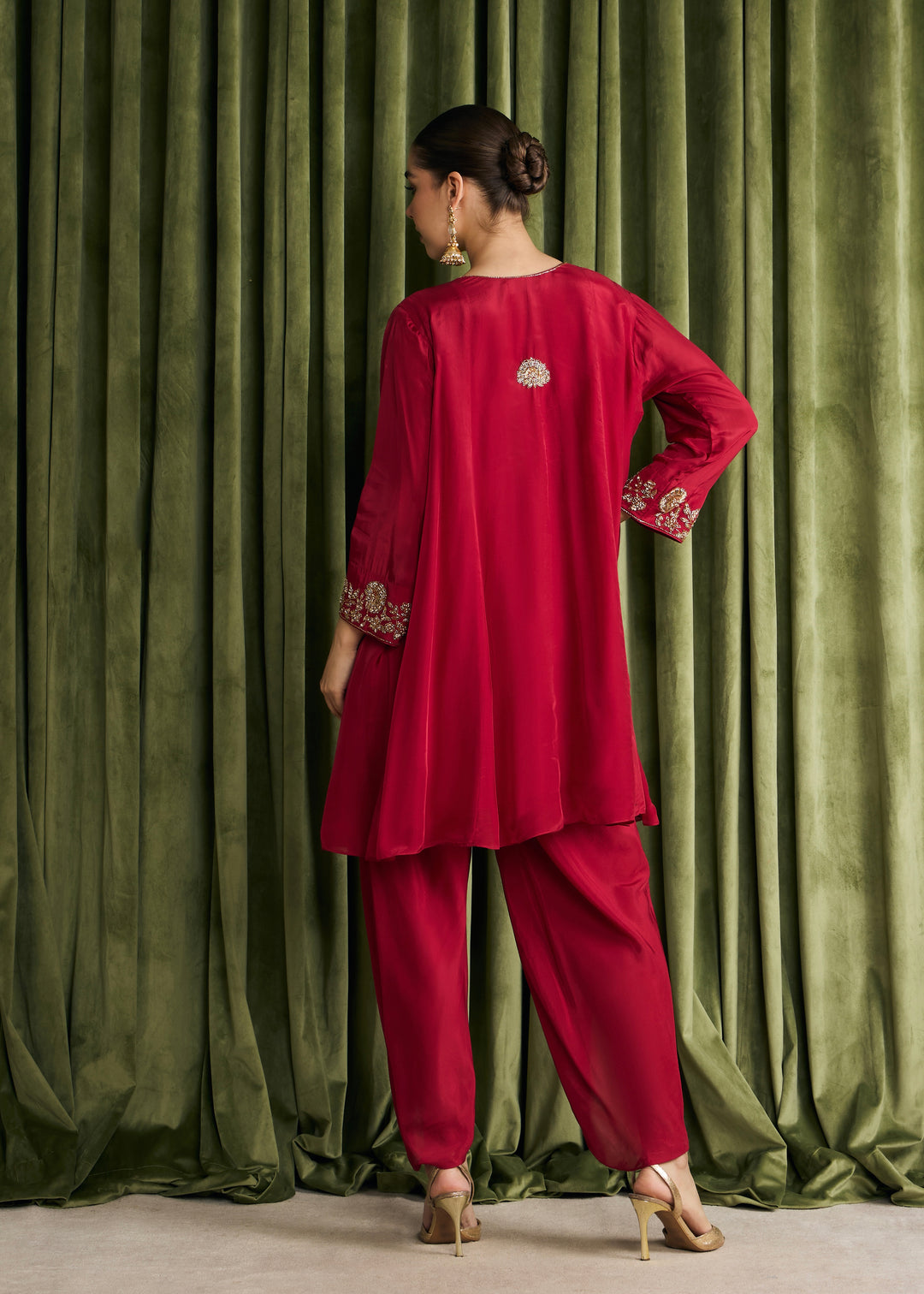 VRINDAVAN MM KURTA SET
