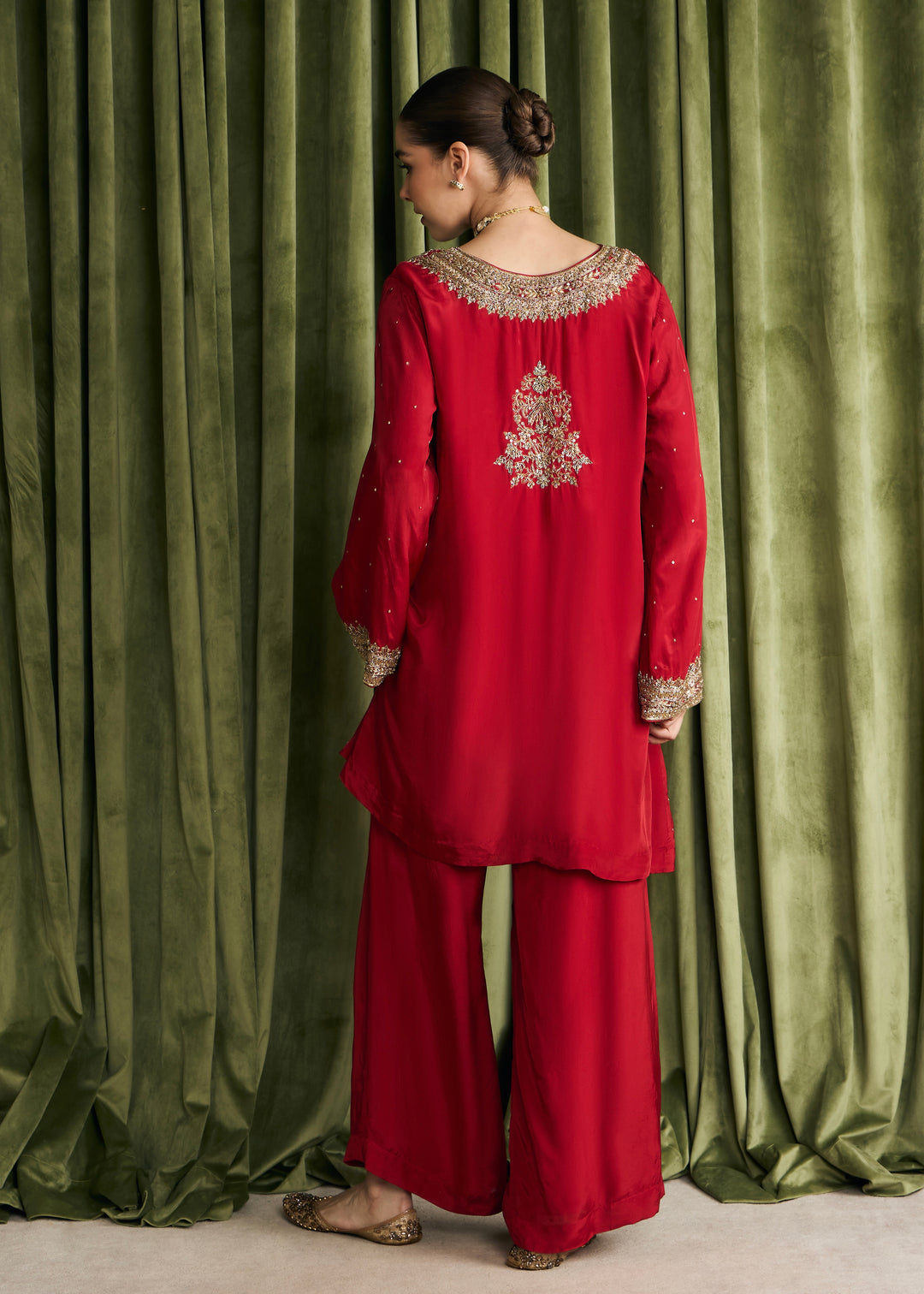 VRINDAVAN LM KURTA SET
