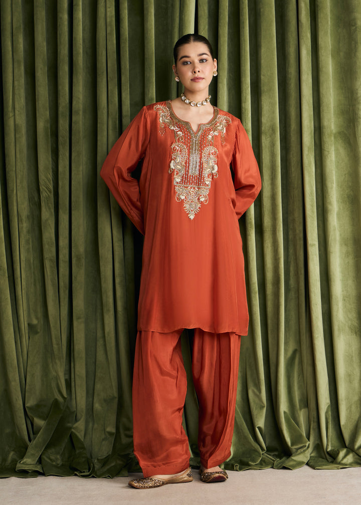 VRINDAVAN MP KURTA SET
