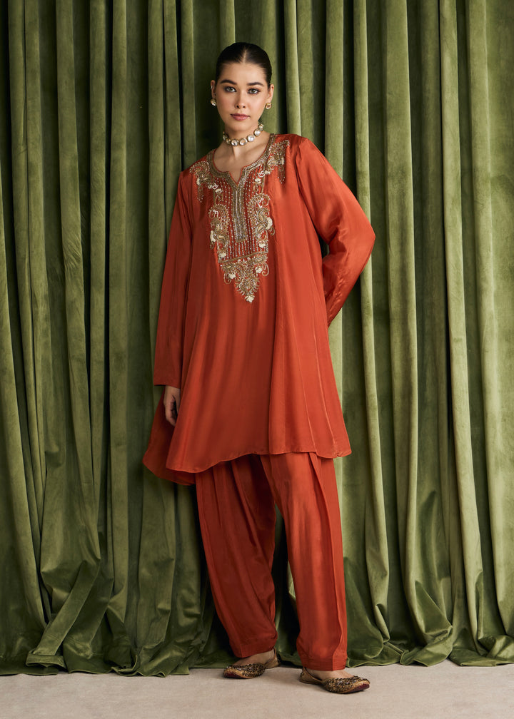 VRINDAVAN MP KURTA SET