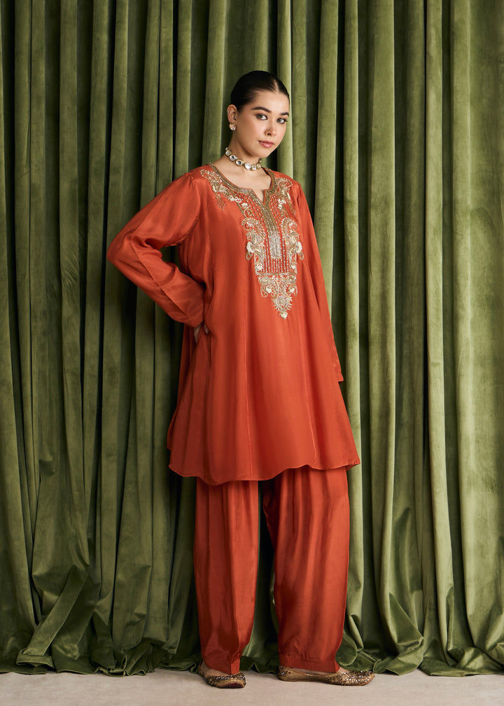 VRINDAVAN MP KURTA SET