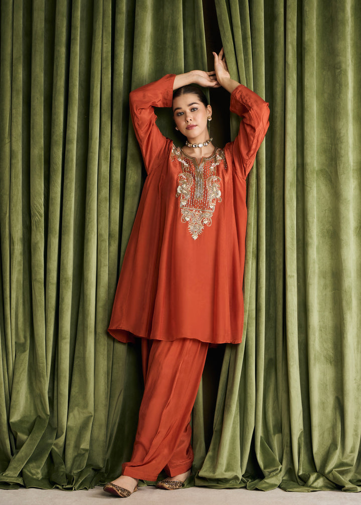VRINDAVAN MP KURTA SET