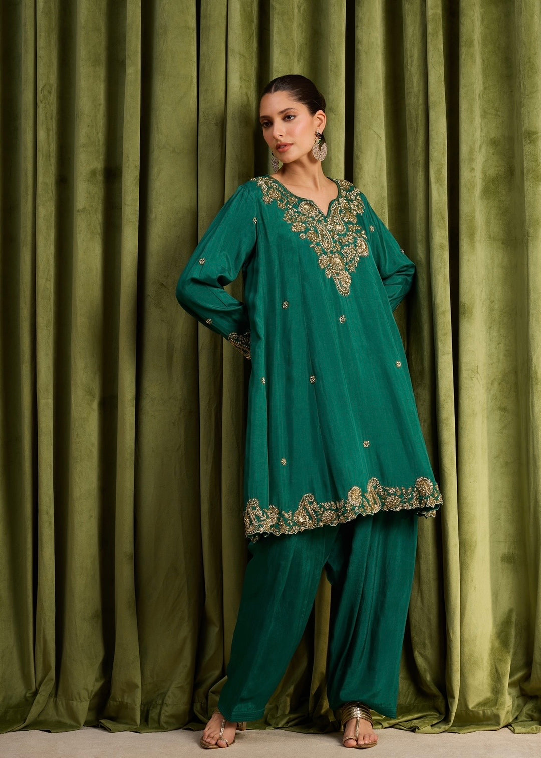 VRINDAVAN MM KURTA SET