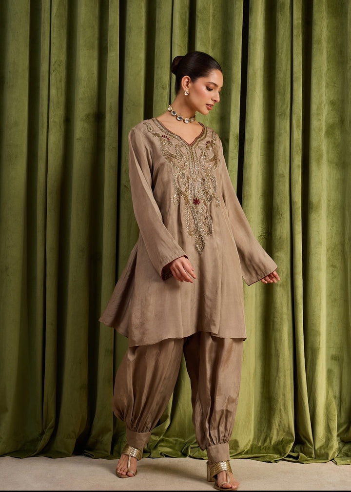 VRINDAVAN HP KURTA SET