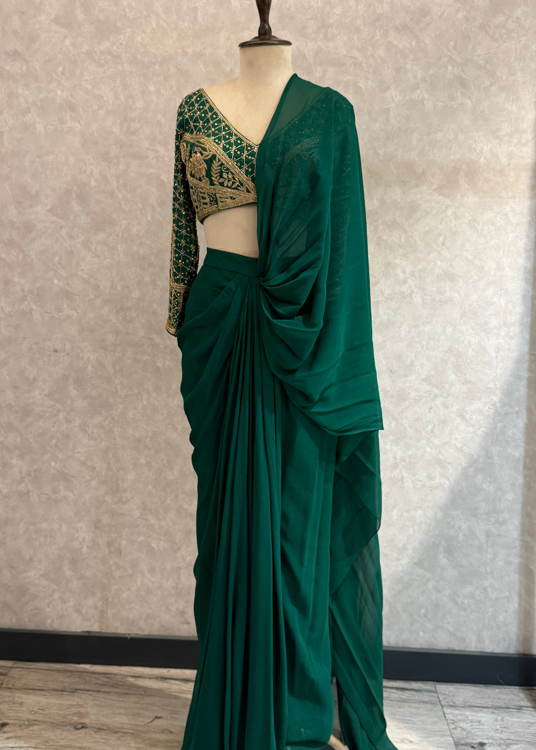 VRINDAVAN FG SAREE SET