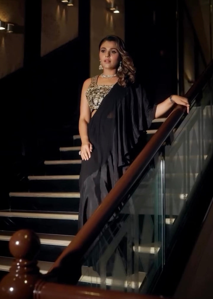 TINA KAKKAD IN MATHURA F SAREE SET